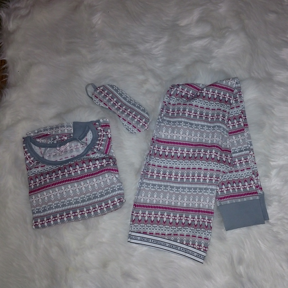 VS thermal Pajamas set